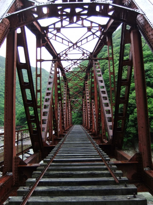 ハイキングコース鉄橋
