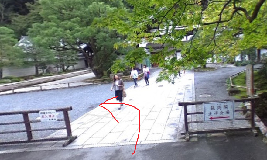 ここを左方向に曲がると、南禅寺に到着しますよ。