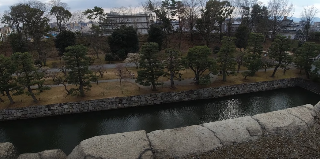 天守閣跡へ登ってみた風景です