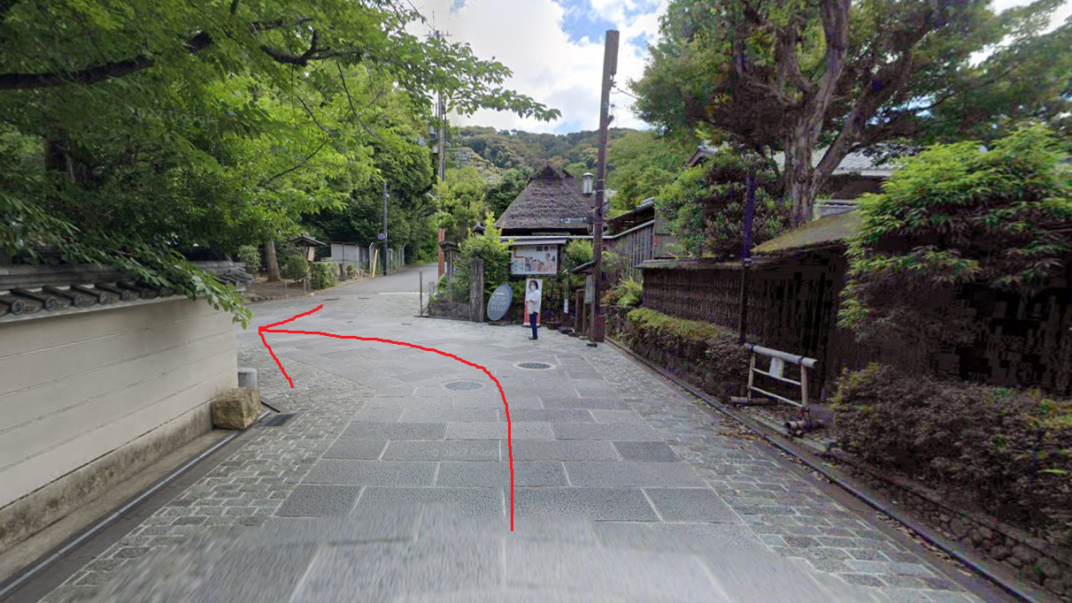 そして、すぐを左です。