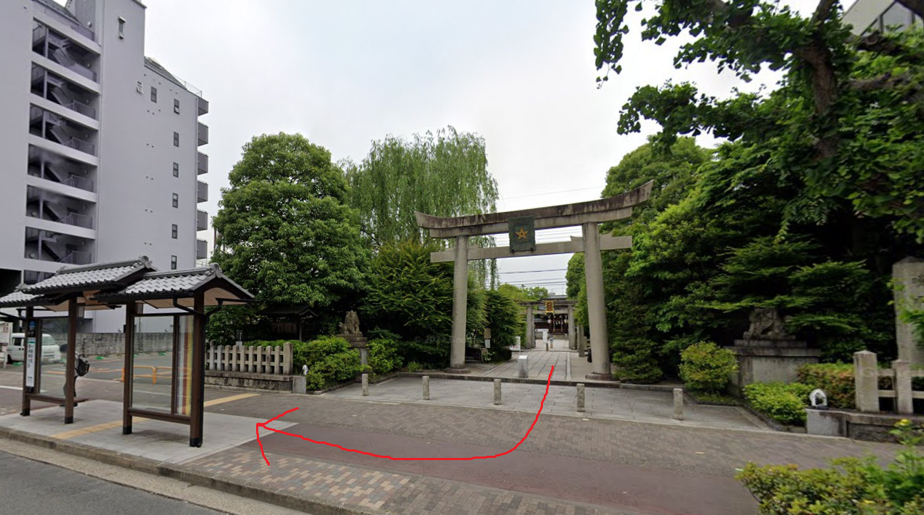 晴明神社から、右方向に進みます。