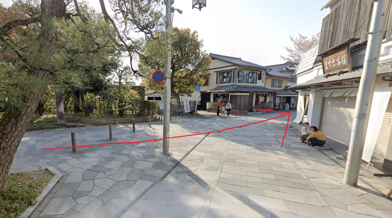 平等院の表門から出て、真っすぐ進みます。
