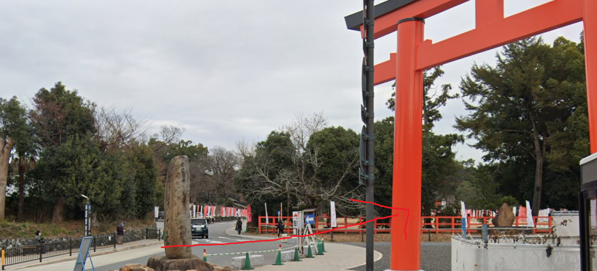 上賀茂神社前バス停に着いたら、目の前が上賀茂神社になりますので、迷うことがないと思います。