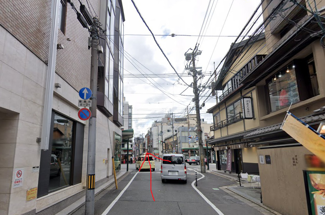 あとは直進です。ここも、まっすぐ進みます。