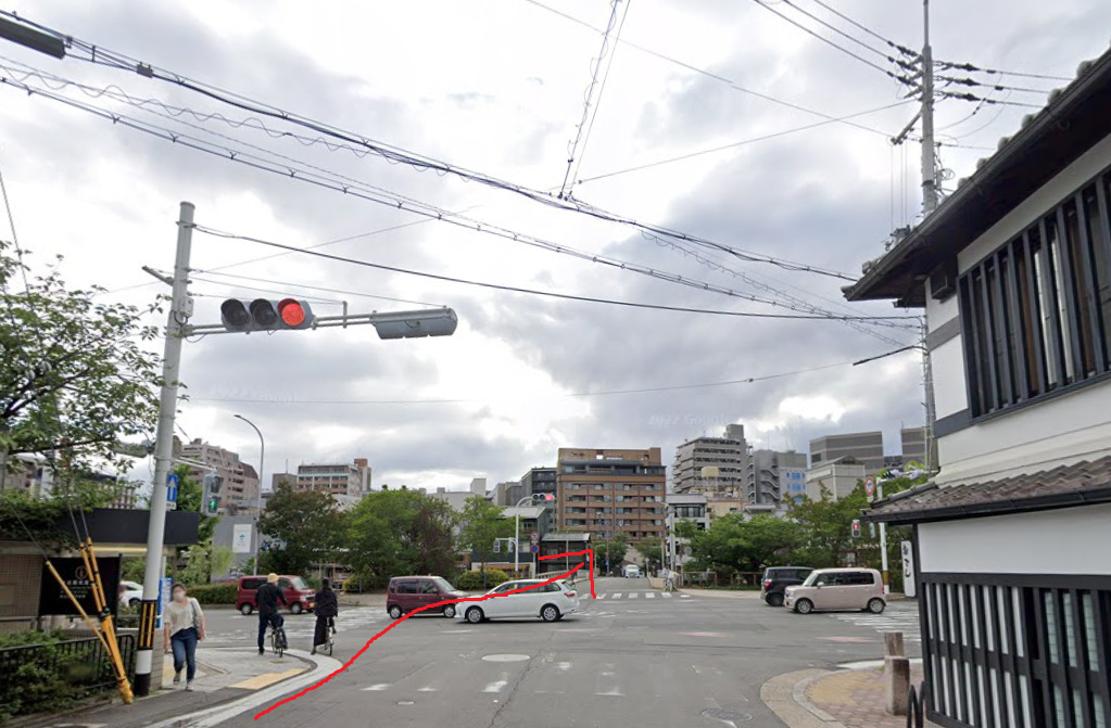 目の前に見えてくる、団栗橋を渡ります。