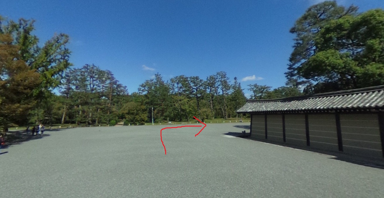 約100ｍ先の突き当りを右折します。