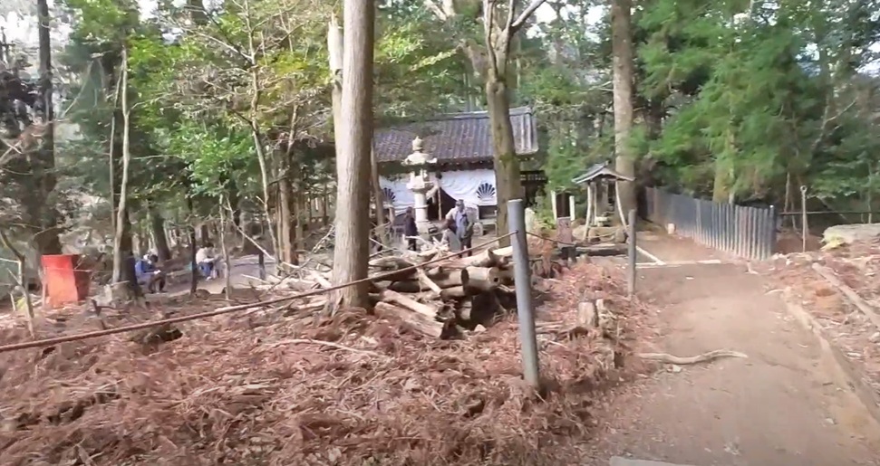 奥の院に到着しました