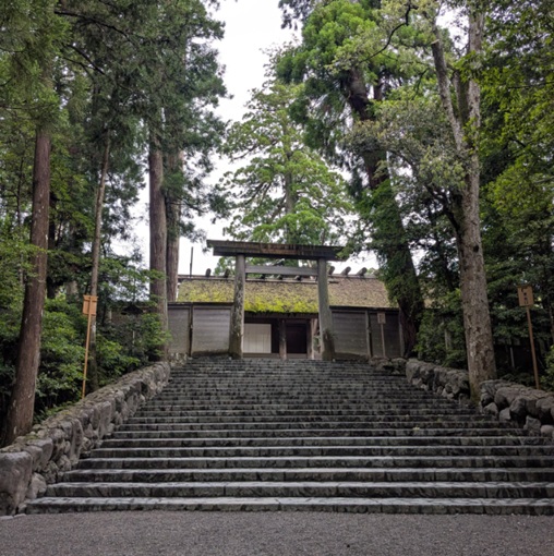 伊勢神宮