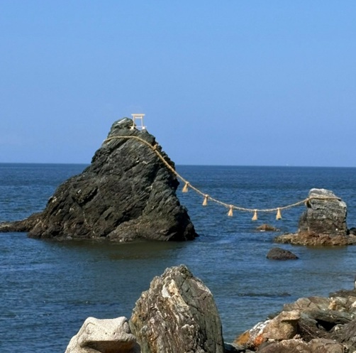 夫婦岩