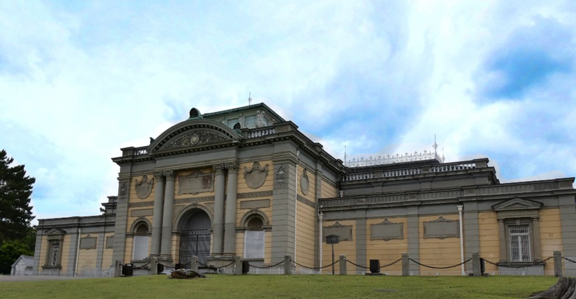 奈良国立博物館