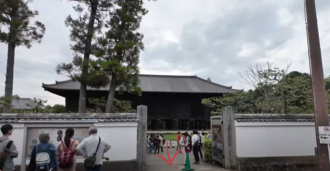 正倉院の見学が終りました。