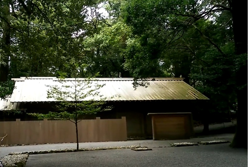 忌火屋殿です