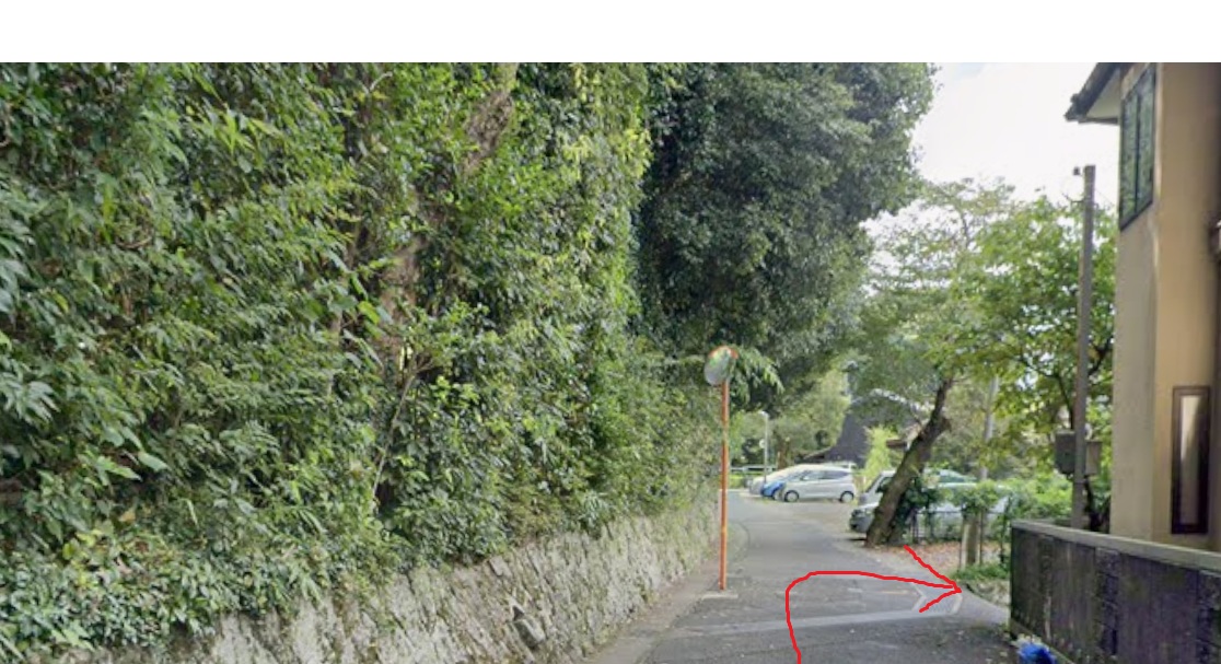 そして、すぐ先を右折します。