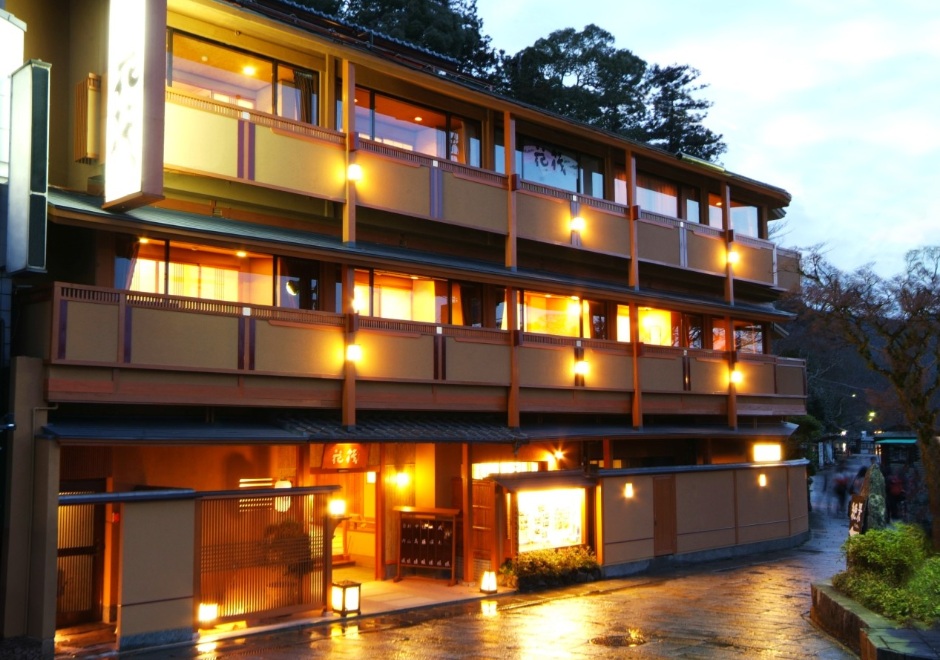 京都 嵐山温泉 花筏